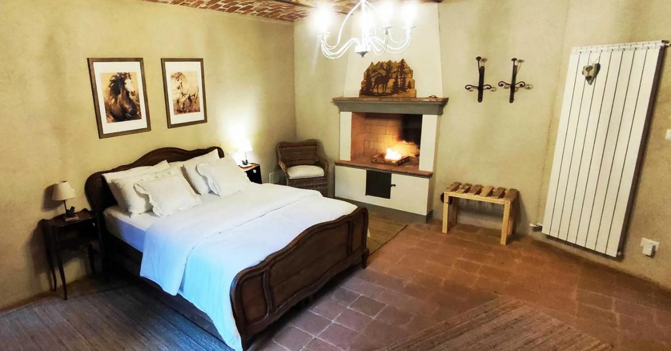 La Casa In Collina Bed & Breakfast Cinzano Bagian luar foto